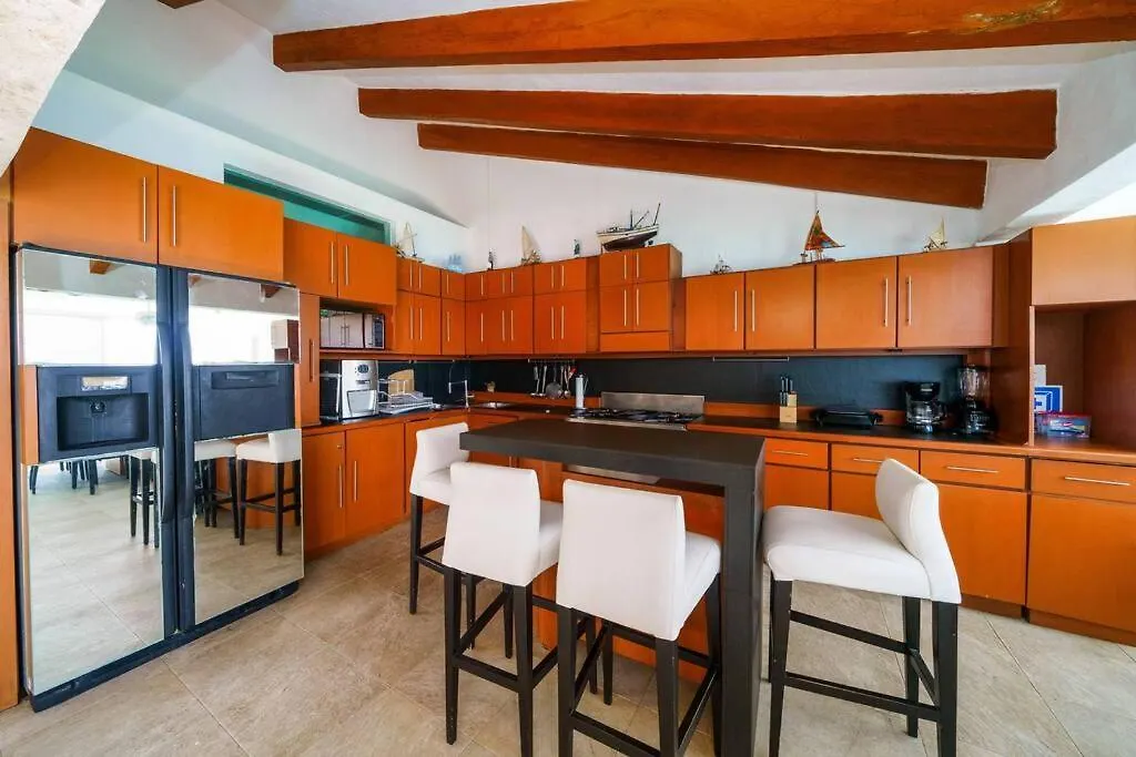 Villa Oceanview Penthouse With Jacuzzi At Hotel Zone Cancun