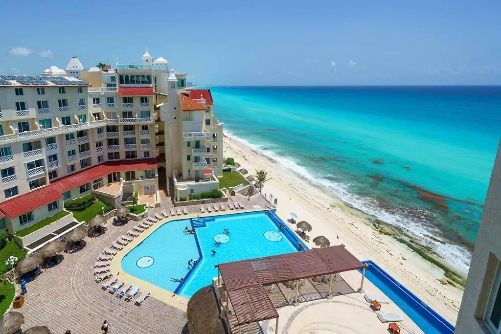 Oceanview Penthouse With Jacuzzi At Hotel Zone Cancún Villa